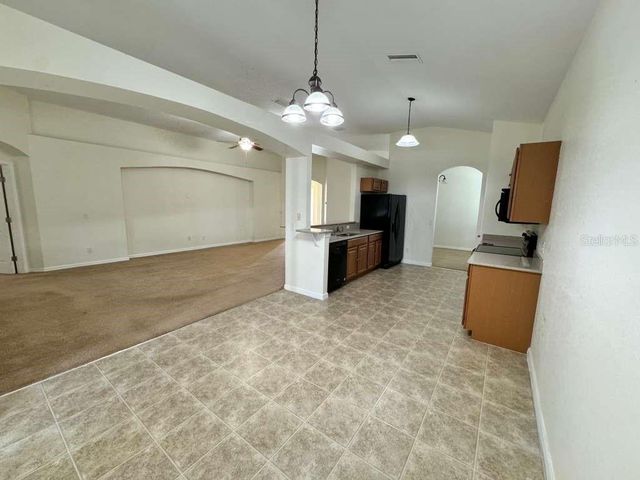 221 TOWERVIEW DRIVE E, Haines City, FL 33844