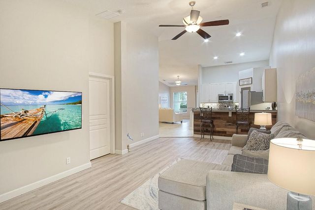 10575 SW Cam Run, Port St. Lucie, Port St Lucie, FL 34987