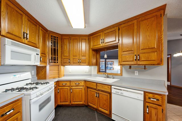 12998 Brookside Lane N, Rogers, MN 55374