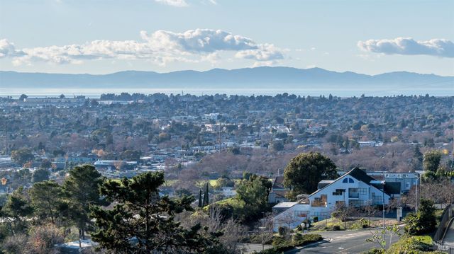 453 Knights Cir, Vallejo, CA 94591