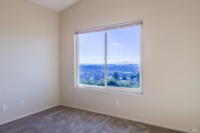 453 Knights Cir, Vallejo, CA 94591