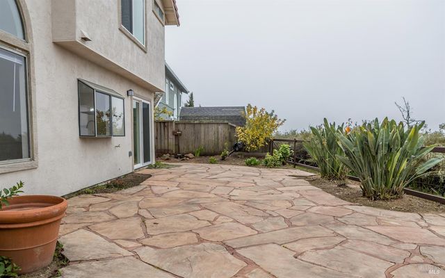 453 Knights Cir, Vallejo, CA 94591