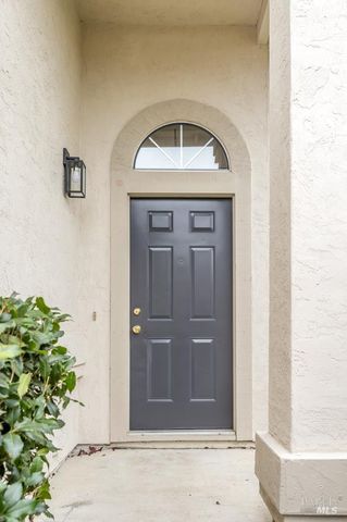 453 Knights Cir, Vallejo, CA 94591