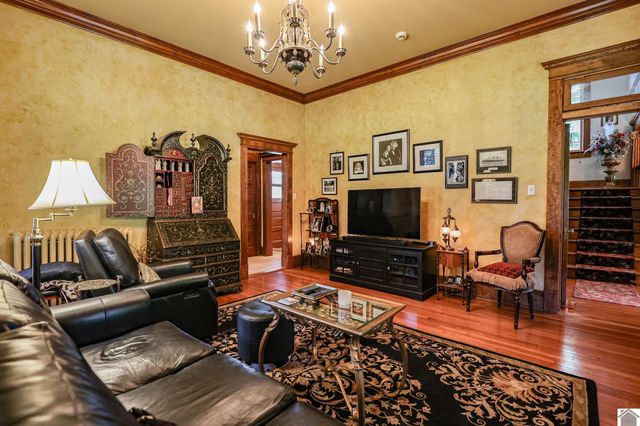 220 Fountain Ave., Paducah, KY 42001