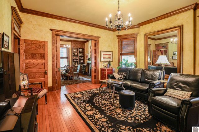 220 Fountain Ave., Paducah, KY 42001