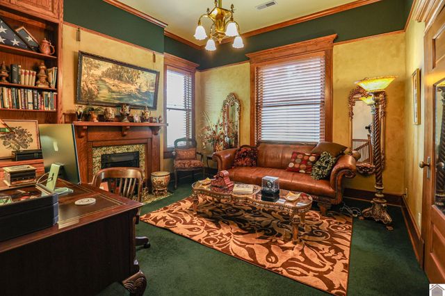 220 Fountain Ave., Paducah, KY 42001