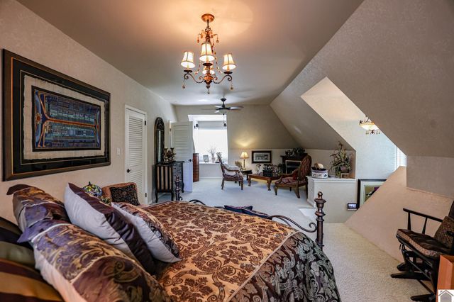 220 Fountain Ave., Paducah, KY 42001