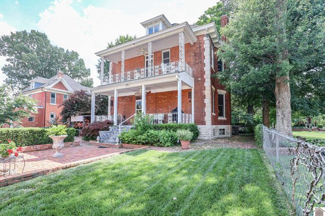 220 Fountain Ave., Paducah, KY 42001