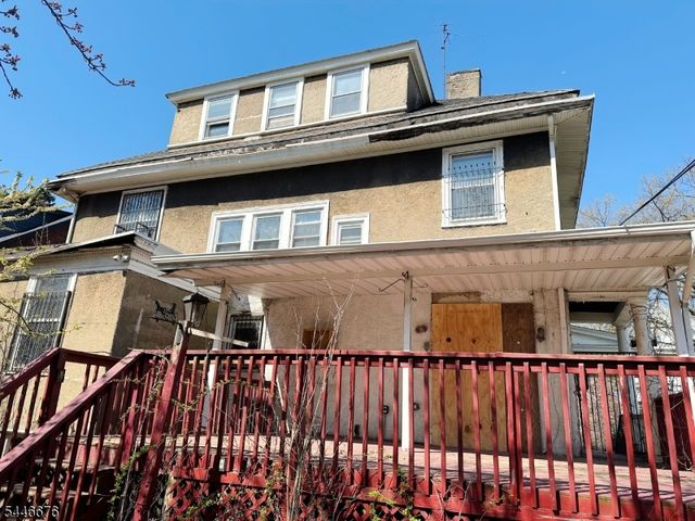 86 Hawthorne Ave, East Orange City, NJ 07018