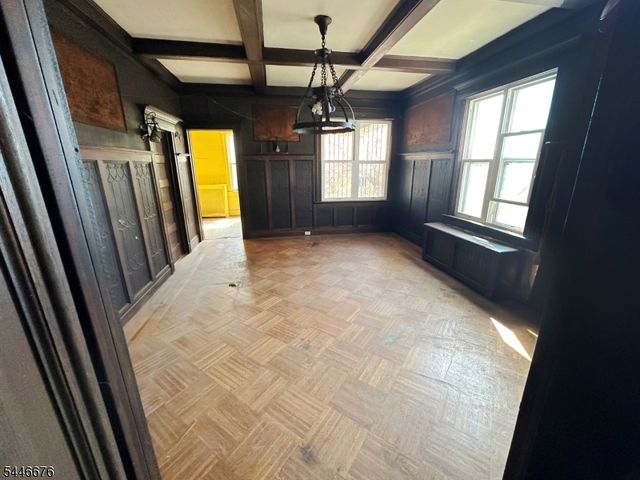 86 Hawthorne Ave, East Orange City, NJ 07018