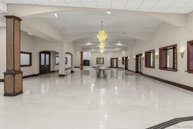 18585 Sheldon Road, Northville, MI 48168