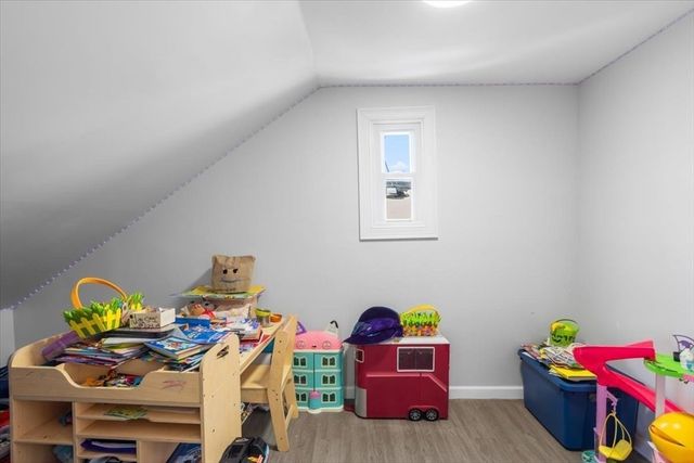 38 Klondike St, Providence, RI 02909