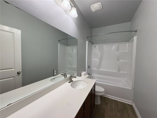 2223 Mangrove Dr, Portland, TX 78374