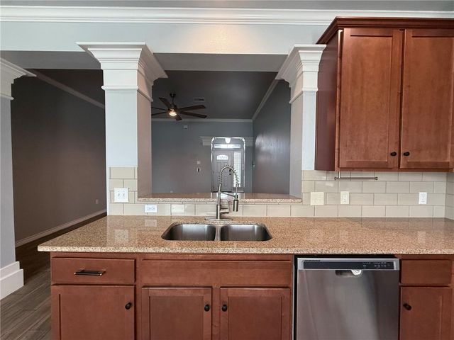 2223 Mangrove Dr, Portland, TX 78374
