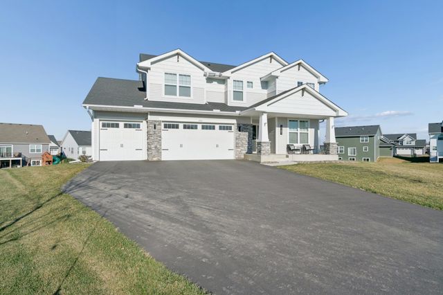 2121 Johanna Circle, Lino Lakes, MN 55038