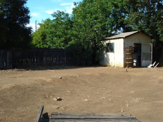 4769 E Mckenzie Avenue, Fresno, CA 93702