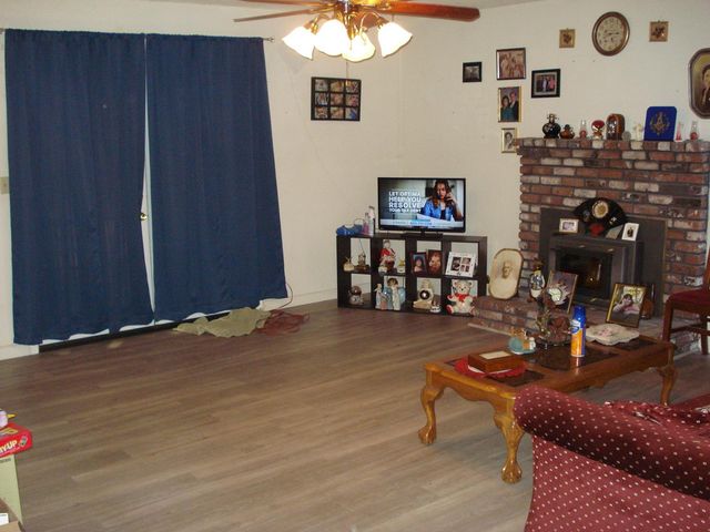 4769 E Mckenzie Avenue, Fresno, CA 93702