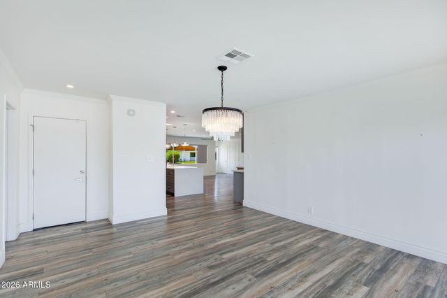 8224 E VIRGINIA Avenue, Scottsdale, AZ 85257