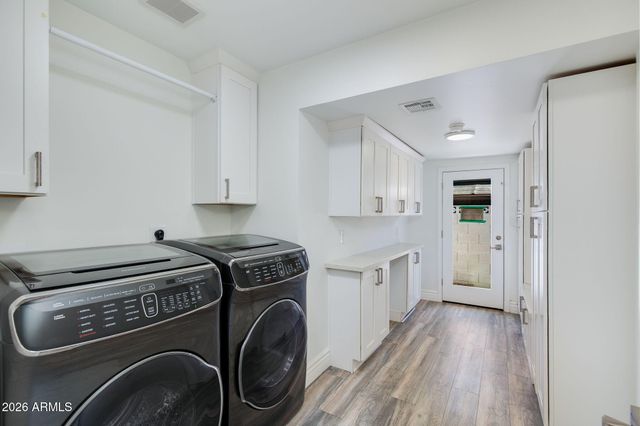 8224 E VIRGINIA Avenue, Scottsdale, AZ 85257