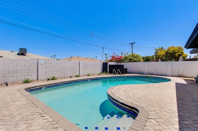 8224 E VIRGINIA Avenue, Scottsdale, AZ 85257
