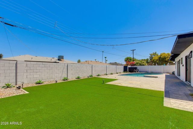 8224 E VIRGINIA Avenue, Scottsdale, AZ 85257