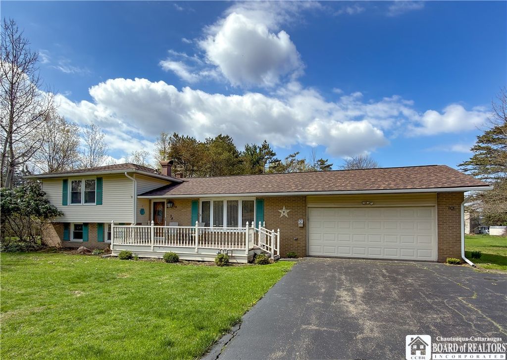 34 Sanford Drive, Jamestown, NY 14701
