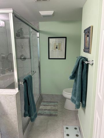 159 NW 70th Street 402, Boca Raton, FL 33487