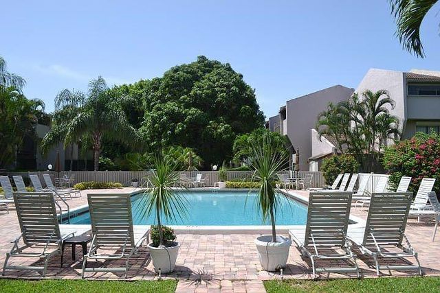 159 NW 70th Street 402, Boca Raton, FL 33487