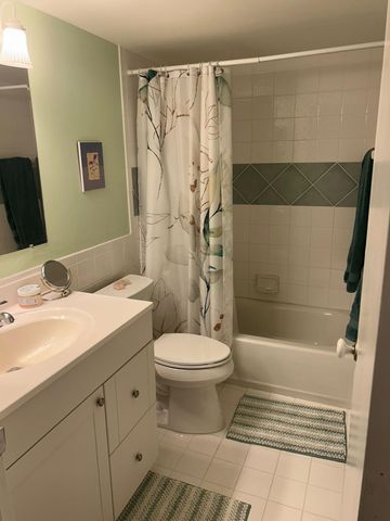 159 NW 70th Street 402, Boca Raton, FL 33487