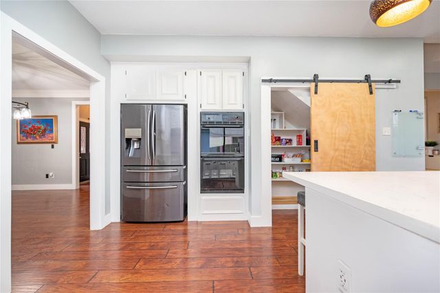 1904 Summer Reef Drive, League City, TX 77573