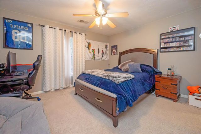 1904 Summer Reef Drive, League City, TX 77573