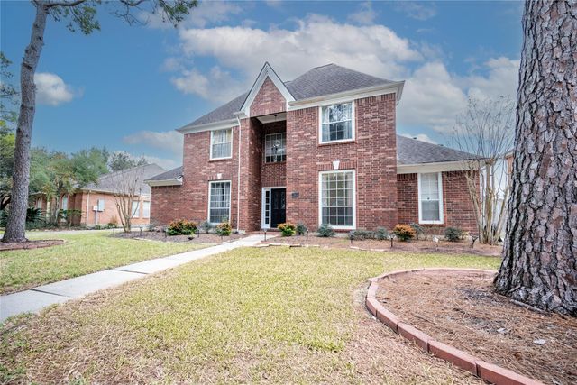 1904 Summer Reef Drive, League City, TX 77573