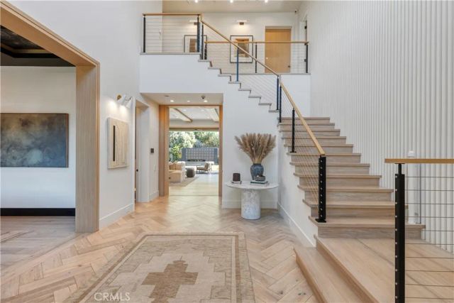 4050 Contera Road, Encino, CA 91436