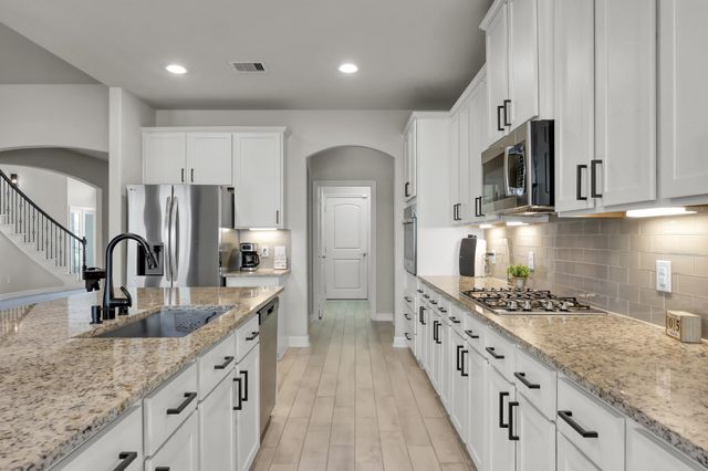 241 Bright Bluff Circle, Waller, TX 77484