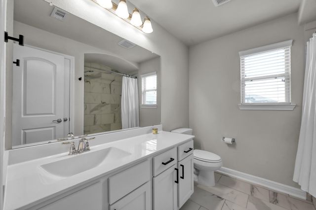 241 Bright Bluff Circle, Waller, TX 77484