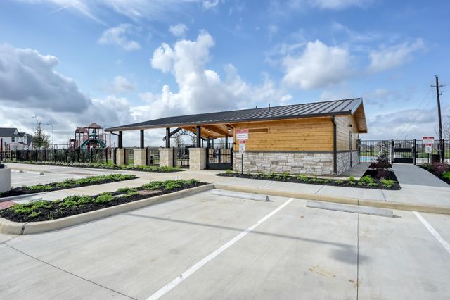 241 Bright Bluff Circle, Waller, TX 77484