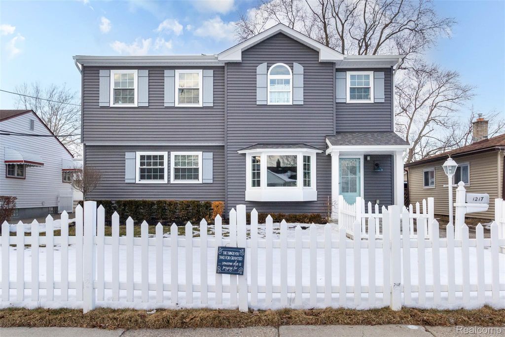 1217 Millard Avenue, Royal Oak, MI 48073