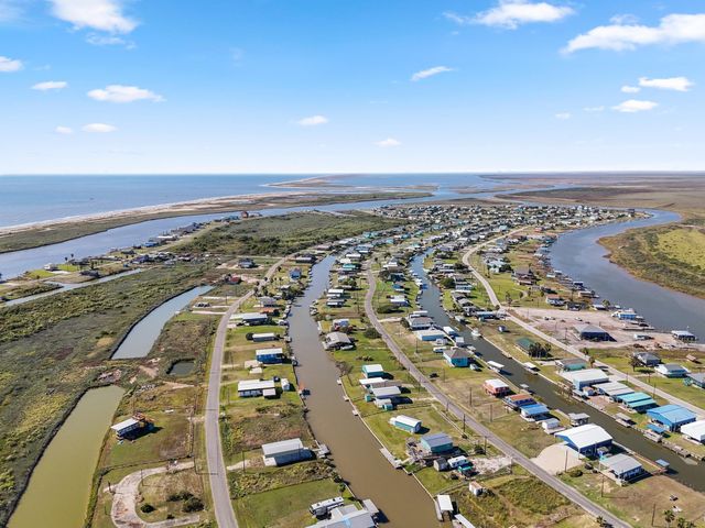 1226 County Road 202, Sargent, TX 77414