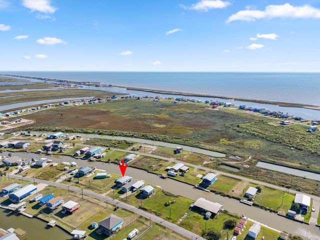 1226 County Road 202, Sargent, TX 77414