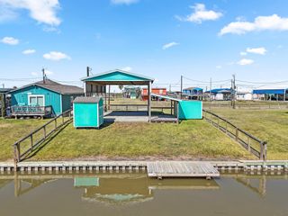 1226 County Road 202, Sargent, TX 77414