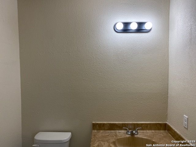 6811 Brookfield, San Antonio, TX 78238