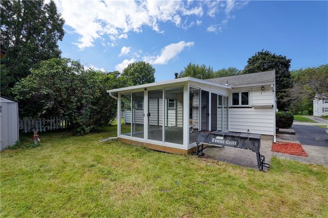 69 Elmore Drive, Greece, NY 14606