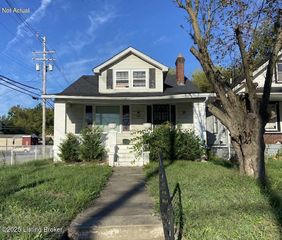 1458 Beech St, Louisville, KY 40211