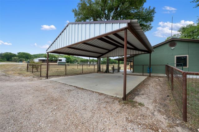121 Dog Run, Burnet, TX 78611