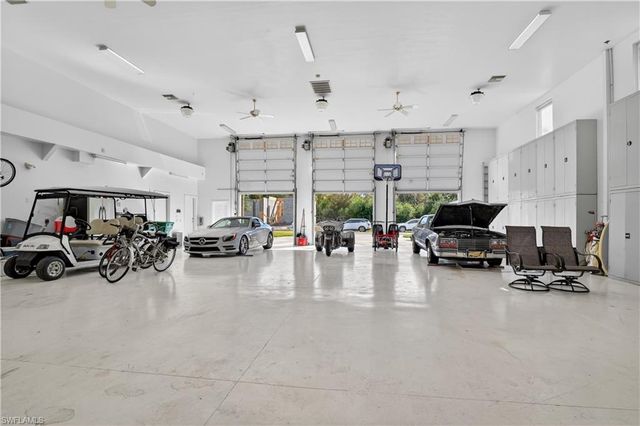 4060 SKYWAY DR 45, Naples, FL 34112