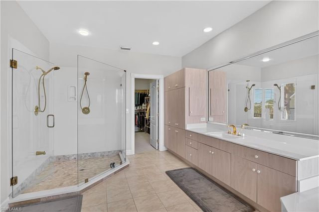 4060 SKYWAY DR 45, Naples, FL 34112