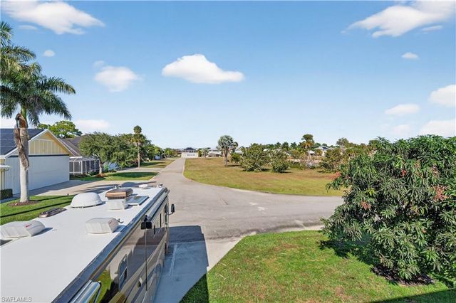 4060 SKYWAY DR 45, Naples, FL 34112