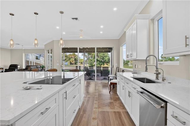 4060 SKYWAY DR 45, Naples, FL 34112