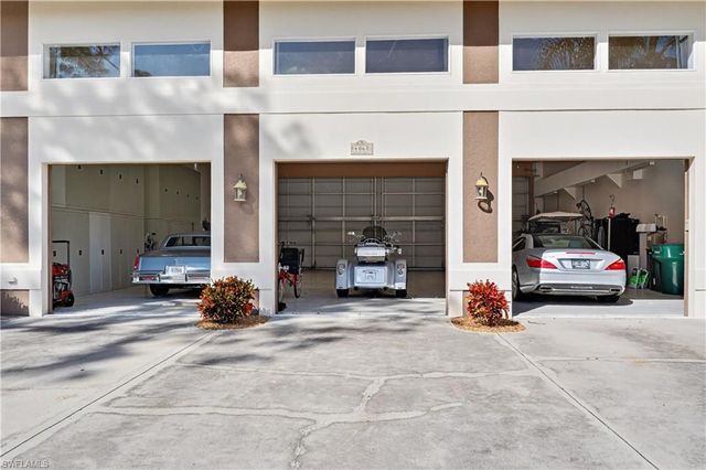 4060 SKYWAY DR 45, Naples, FL 34112