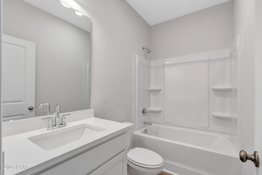Image 5 of property listing at 7689 Grotto Lane 13, Panama City Beach, FL 32408